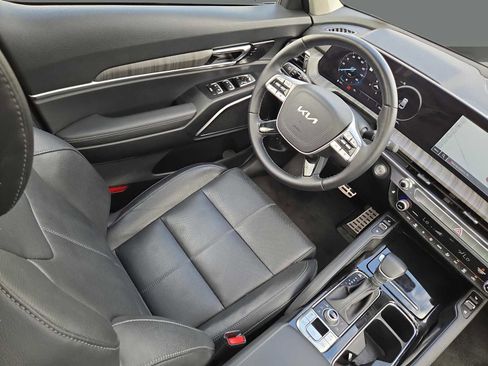 Used 2024 Kia Telluride SX w/ Towing Package image 35