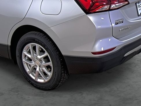 Used 2022 Chevrolet Equinox LT image 9