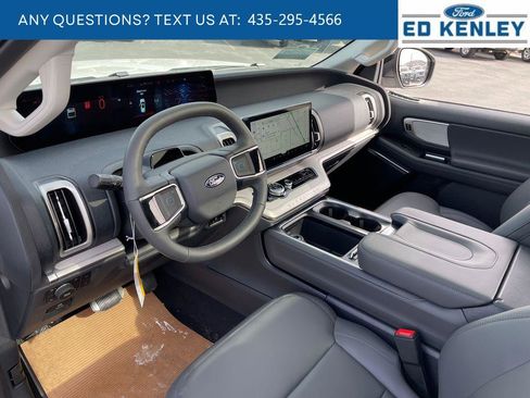 New 2026 Ford Expedition Max Active AWD/4WD image 4