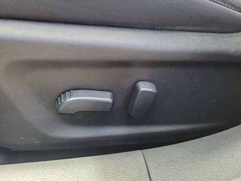 Used 2024 Nissan Altima 2.5 SV FWD image 19