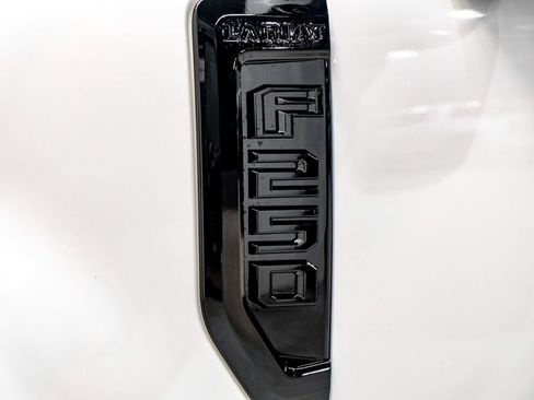 Used 2019 Ford F250 Lariat w/ Lariat Value Package AWD/4WD image 52