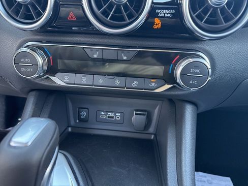 New 2025 Nissan Sentra SR image 16