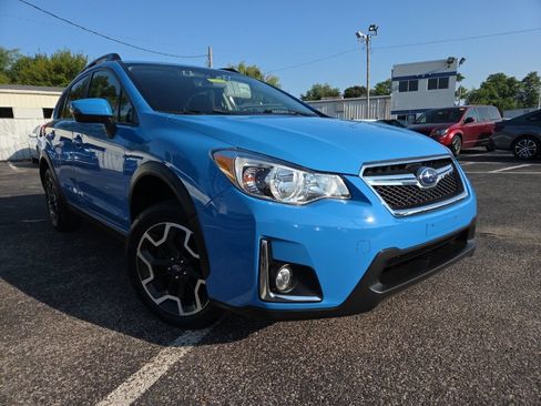Used 2017 Subaru Crosstrek 2.0i Limited AWD/4WD image 1