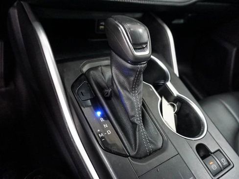 Used 2022 Toyota Highlander XLE image 17