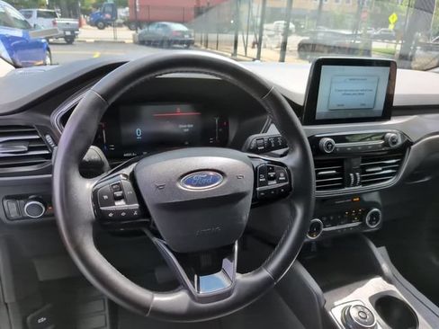Used 2024 Ford Escape Active AWD/4WD image 22