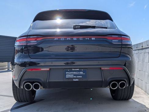 Certified 2025 Porsche Macan AWD/4WD image 11