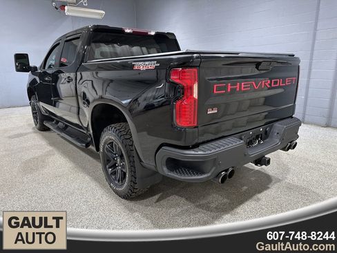Used 2021 Chevrolet Silverado 1500 LT Trail Boss w/ Bed Protection Package image 6