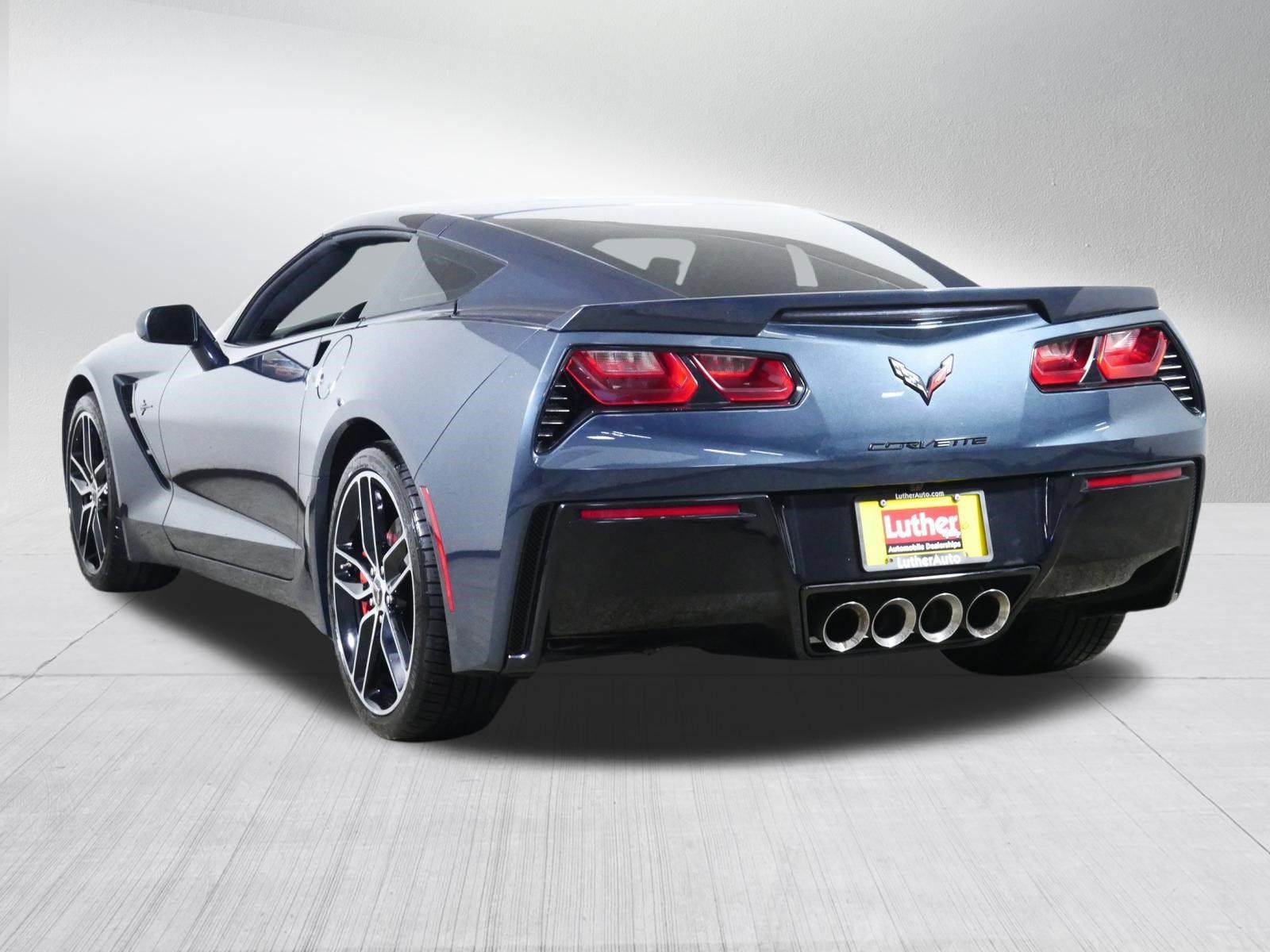 Used 2019 Chevrolet Corvette Stingray Coupe RWD image 5