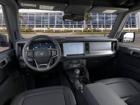 New 2026 Ford Bronco Badlands AWD/4WD image 9