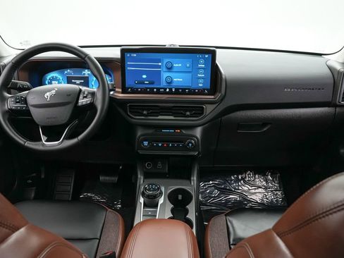 Certified 2025 Ford Bronco Sport Outer Banks w/ Outer Banks Tech Package+ image 15