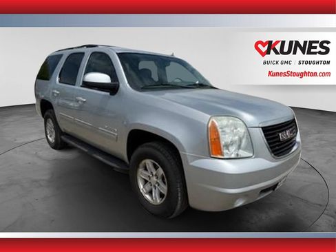 Used 2012 GMC Yukon SLT w/ SLT-2 Equipment Package AWD/4WD image 1