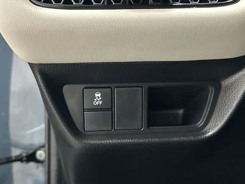 Used 2025 Honda HR-V LX image 19