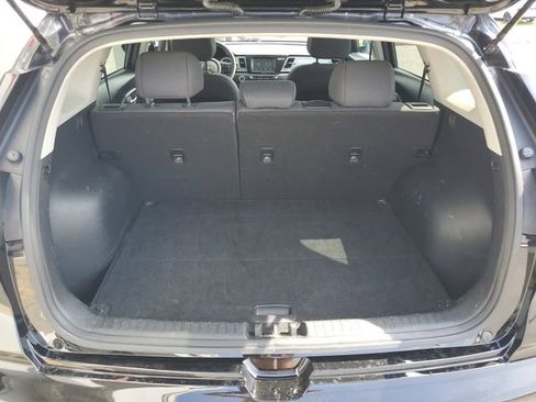 Used 2019 Kia Niro LX image 6