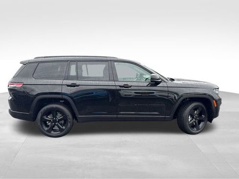 New 2025 Jeep Grand Cherokee L Limited image 8