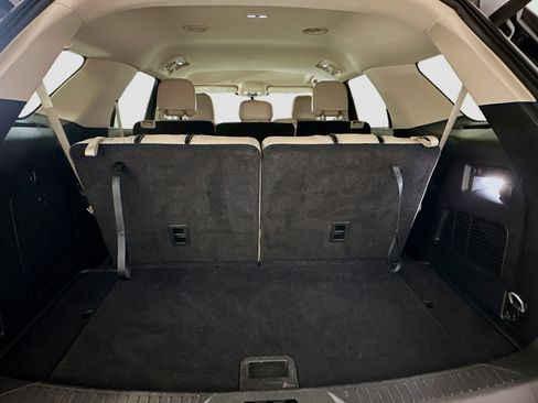 Used 2024 Ford Explorer XLT w/ Equipment Group 202A image 30