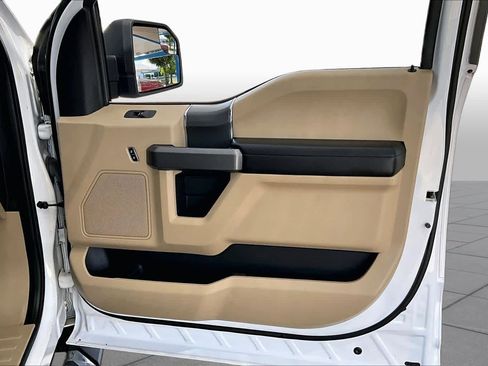 Used 2015 Ford F150 XLT w/ Equipment Group 302A Luxury RWD image 23