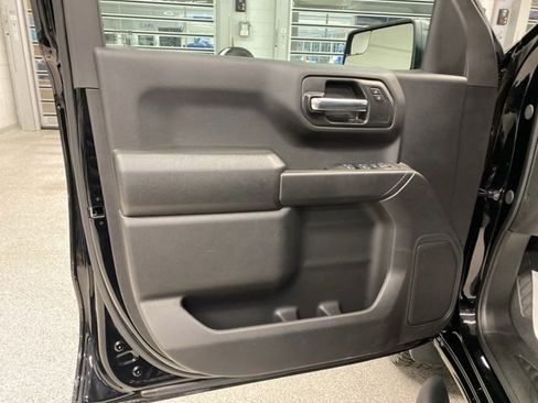 Certified 2025 Chevrolet Silverado 1500 Custom Trail Boss w/ Turbomax Blackout Package image 25