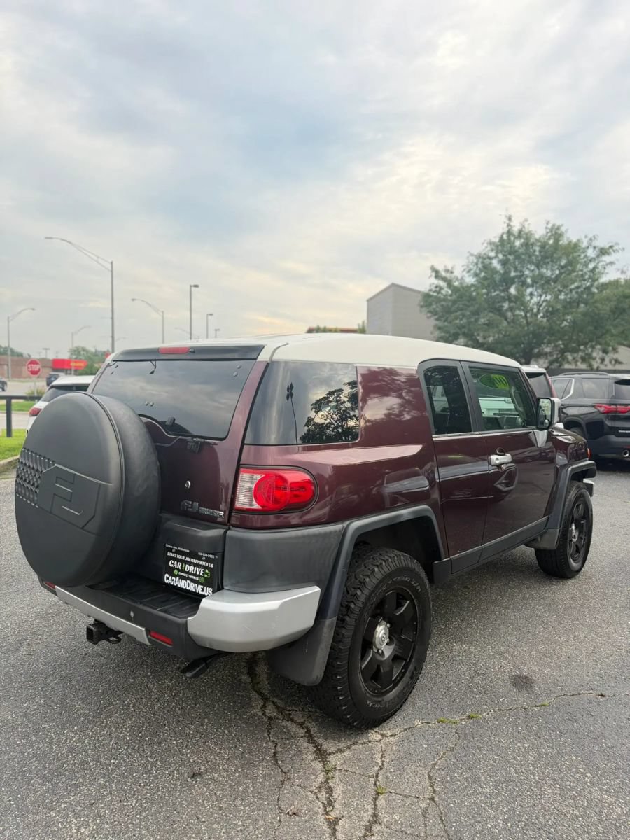 Used 2007 Toyota FJ Cruiser 4WD w/ Convenience Pkg image 5