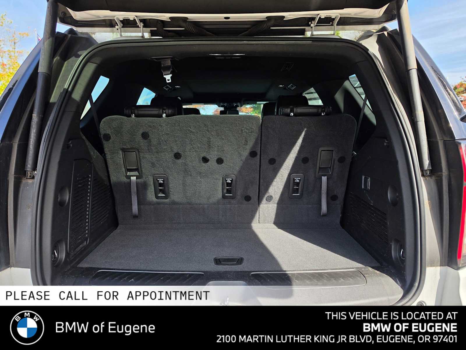 Used 2023 Chevrolet Tahoe LT AWD/4WD image 17