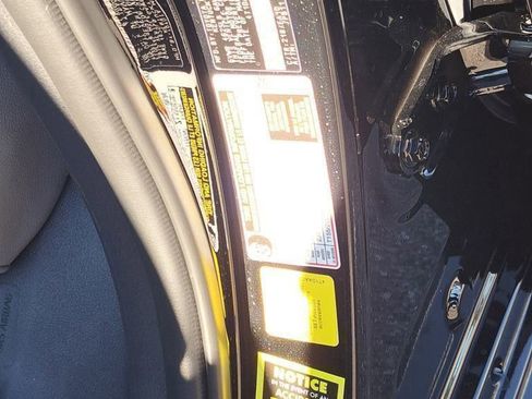 Certified 2025 Toyota Camry SE image 30