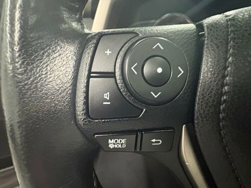 Used 2015 Toyota RAV4 Limited w/ Technology Package FWD image 16