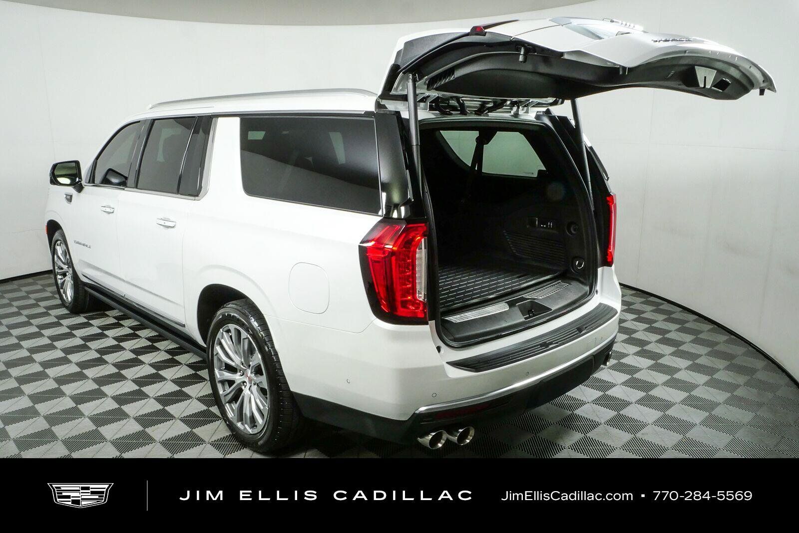 Used 2023 GMC Yukon XL Denali w/ Denali Reserve Package AWD/4WD image 37