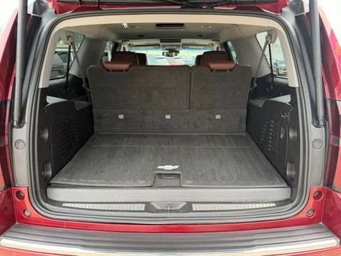 Used 2019 Chevrolet Suburban Premier w/ Premier Plus Edition AWD/4WD image 52
