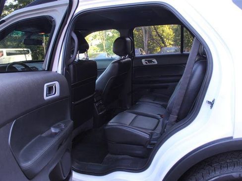 Used 2014 Ford Explorer Sport w/ Equipment Group 401A AWD/4WD image 22