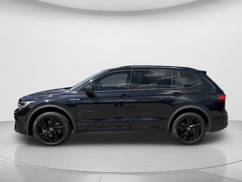Used 2023 Volkswagen Tiguan SE R-Line FWD image 8
