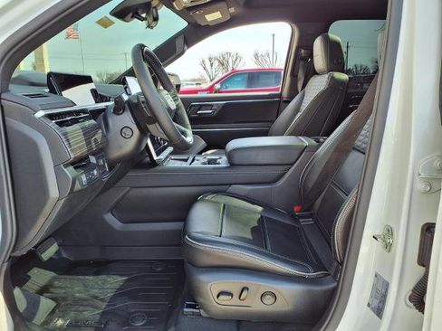 Certified 2025 GMC Sierra EV Denali image 18