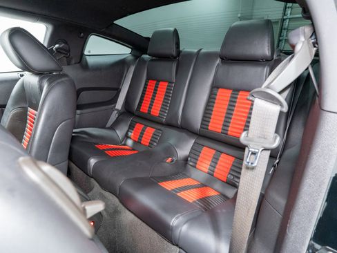 Used 2011 Ford Mustang Shelby GT500 w/ SVT Performance Pkg image 27