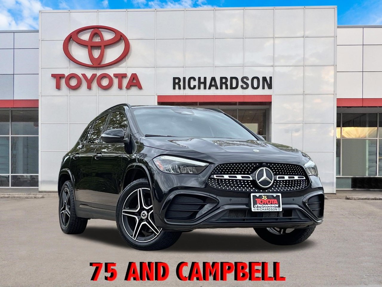 Used 2024 Mercedes-Benz GLA 250 4MATIC w/ AMG Night Package image 1