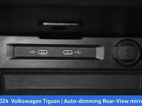 Used 2024 Volkswagen Tiguan SE image 22