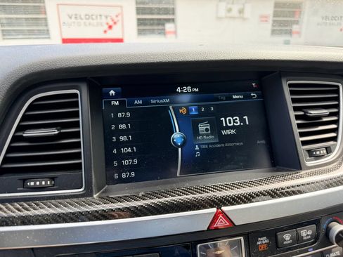 Used 2018 Genesis G80 3.3T Sport RWD image 17