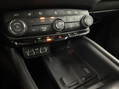 Used 2023 Dodge Durango R/T AWD/4WD image 19