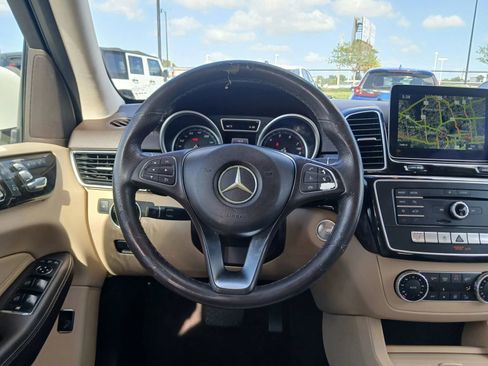 Used 2016 Mercedes-Benz GLE 350 w/ Premium Package image 23