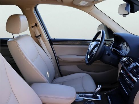 Used 2015 BMW X3 xDrive28i image 10