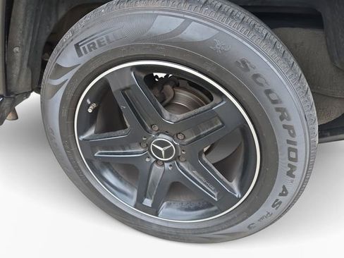 Used 2017 Mercedes-Benz G 550 image 9
