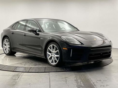 Used 2024 Porsche Panamera 4 image 9