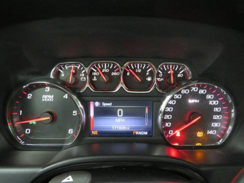 Used 2014 GMC Sierra 1500 SLE image 16