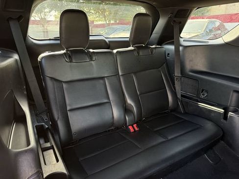Used 2020 Ford Explorer Limited RWD image 31