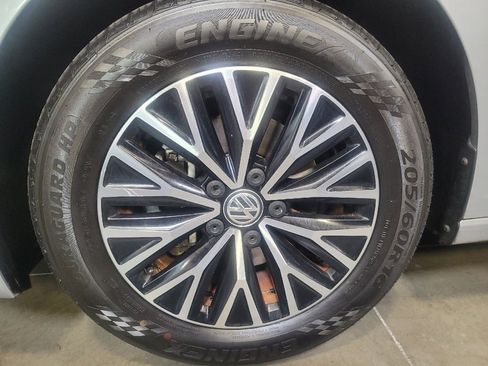 Used 2021 Volkswagen Jetta SE FWD image 30