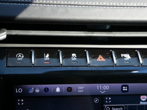 Used 2022 Jeep Grand Cherokee L Overland w/ Luxury Tech Group IV AWD/4WD image 36