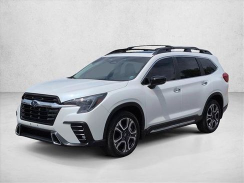 Used 2024 Subaru Ascent Touring AWD/4WD image 4
