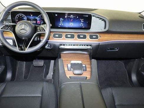 Used 2025 Mercedes-Benz GLE 350 4MATIC image 10