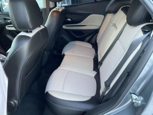 Used 2020 Buick Encore Preferred image 12