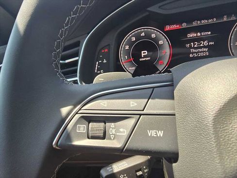 New 2025 Audi Q8 Prestige image 35