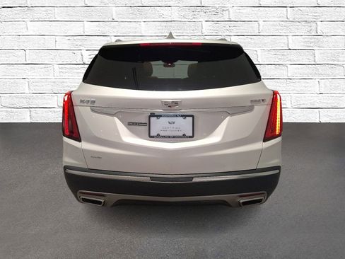 Certified 2025 Cadillac XT5 Premium Luxury image 4