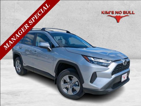 New 2025 Toyota RAV4 XLE image 1