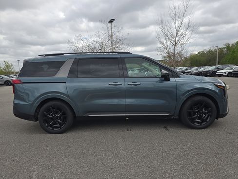 New 2026 Kia Carnival SX FWD image 9